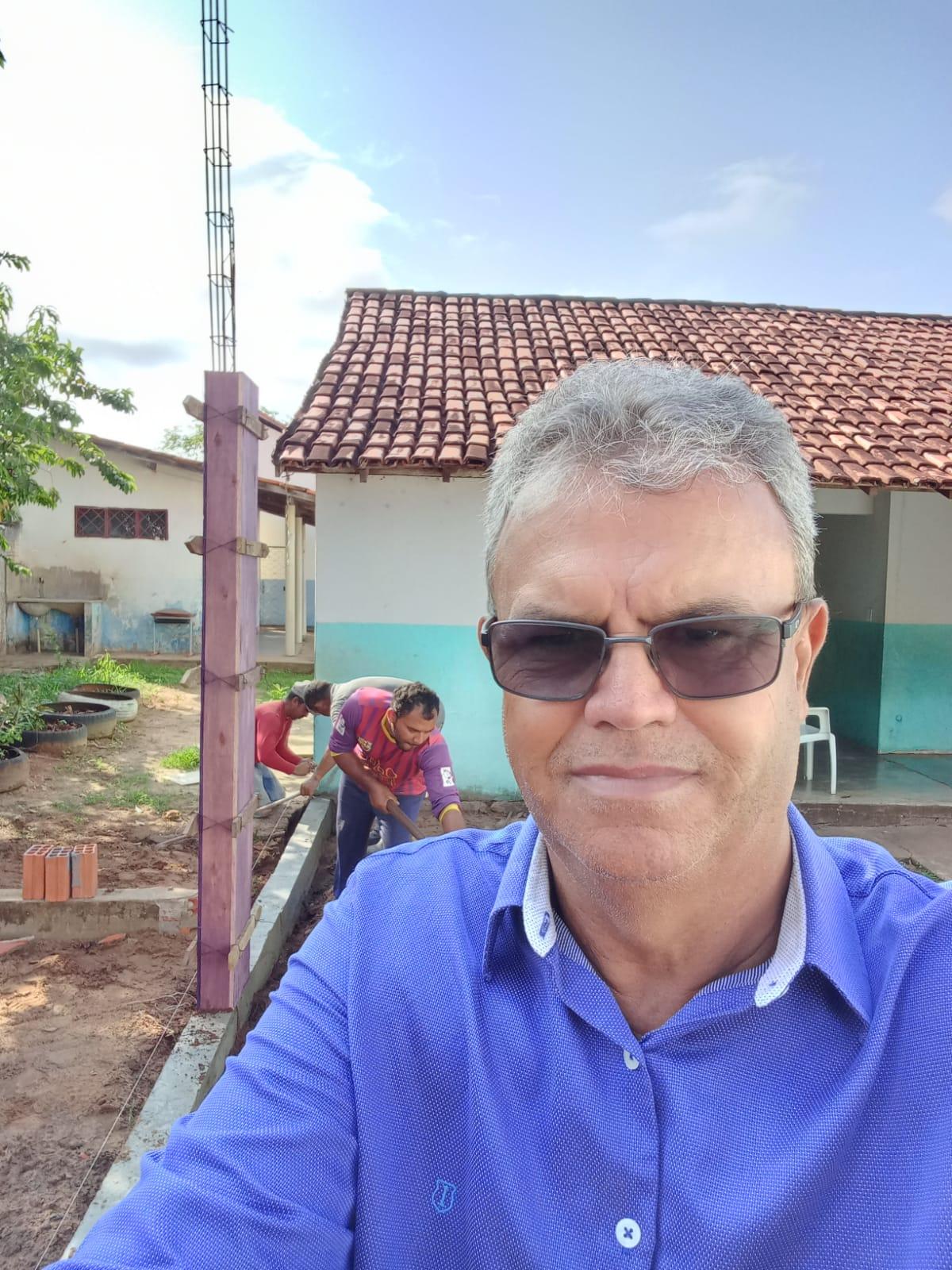 Prefeitura de Ananás inicia reforma da escola municipal João Dias Borges.