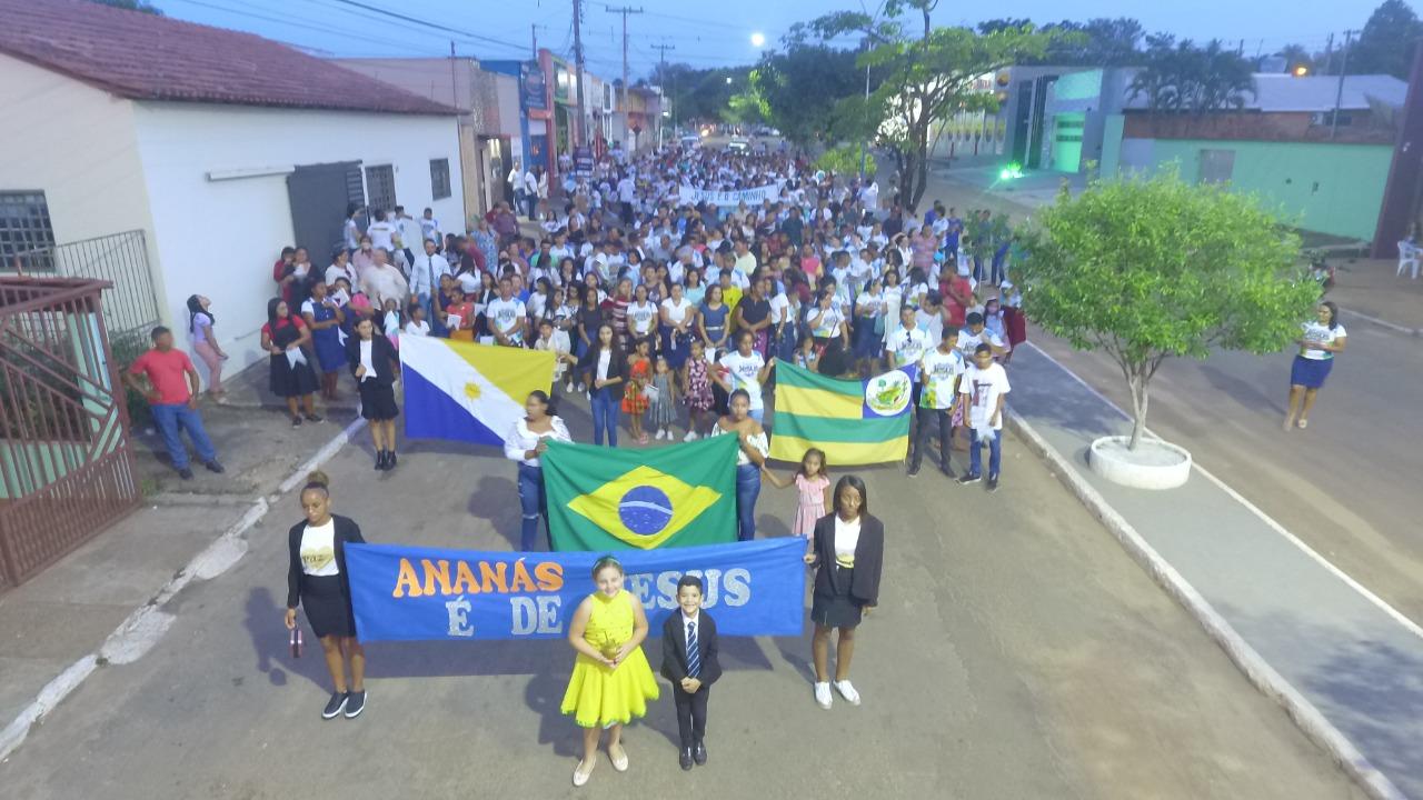 Marcha de Jesus reúne cerca de 3.500 pessoas em Ananás