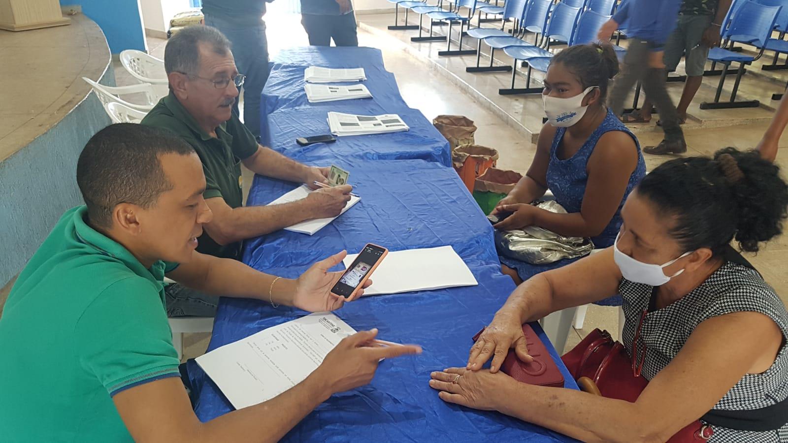 Prefeitura de Ananás, por meio da Secretaria Municipal de Agricultura, faz entrega de sementes