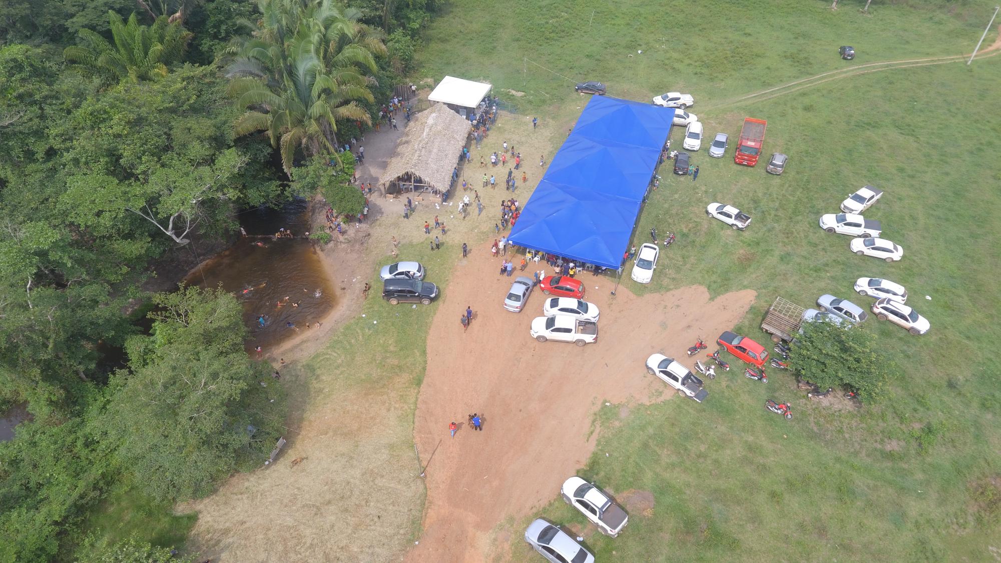 Prefeito de Ananás Valdemar Nepomoceno entrega a população diversas obras em Ananás 