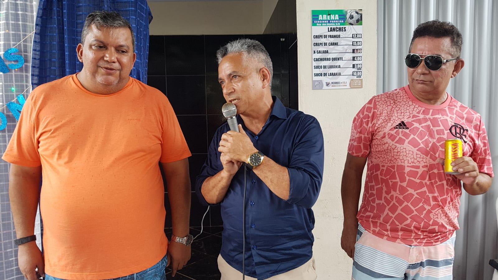 ANANÁS: Contador Otanilson Brasil comemora aniversário de 51 anos de idade na Arena Serginho Parreira