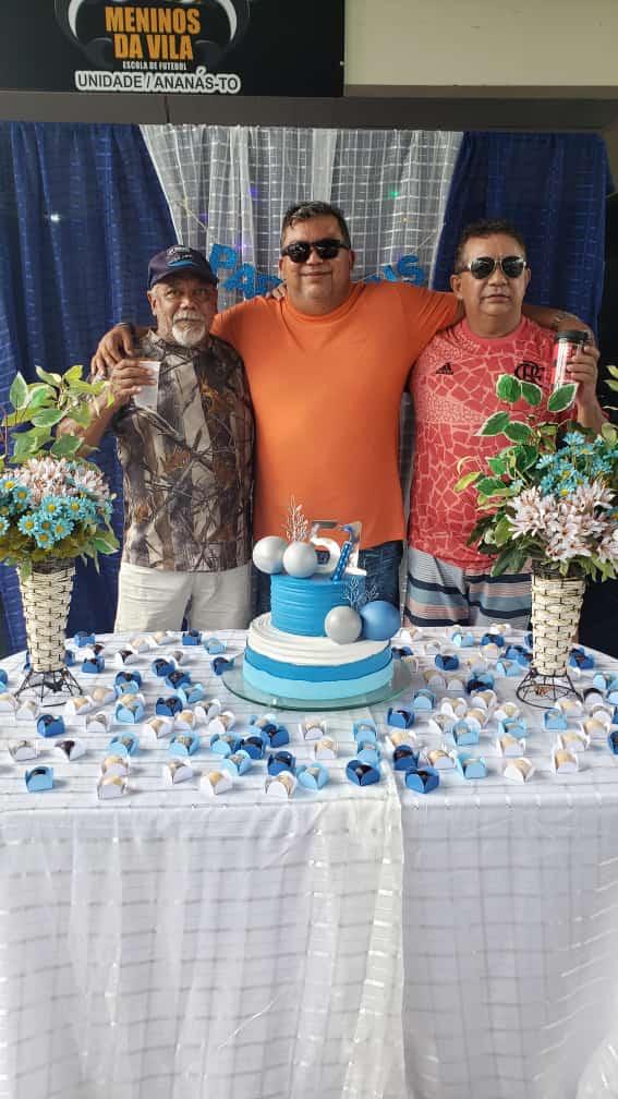 ANANÁS: Contador Otanilson Brasil comemora aniversário de 51 anos de idade na Arena Serginho Parreira