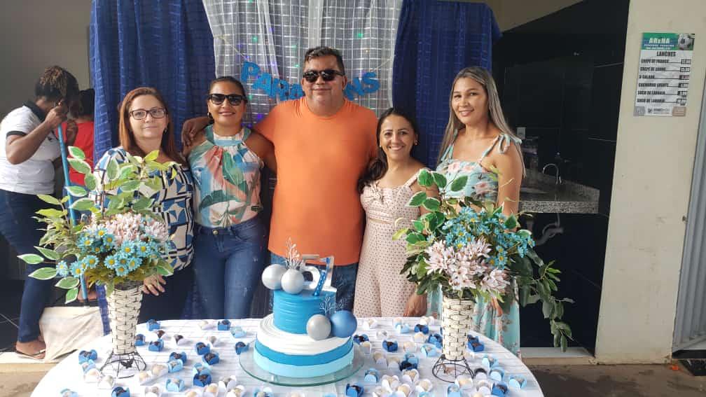 ANANÁS: Contador Otanilson Brasil comemora aniversário de 51 anos de idade na Arena Serginho Parreira