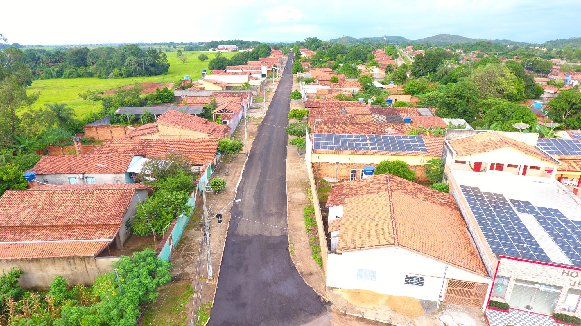 ANANÁS: Prefeitura retoma trabalhos de recapeamento de ruas e avenidas