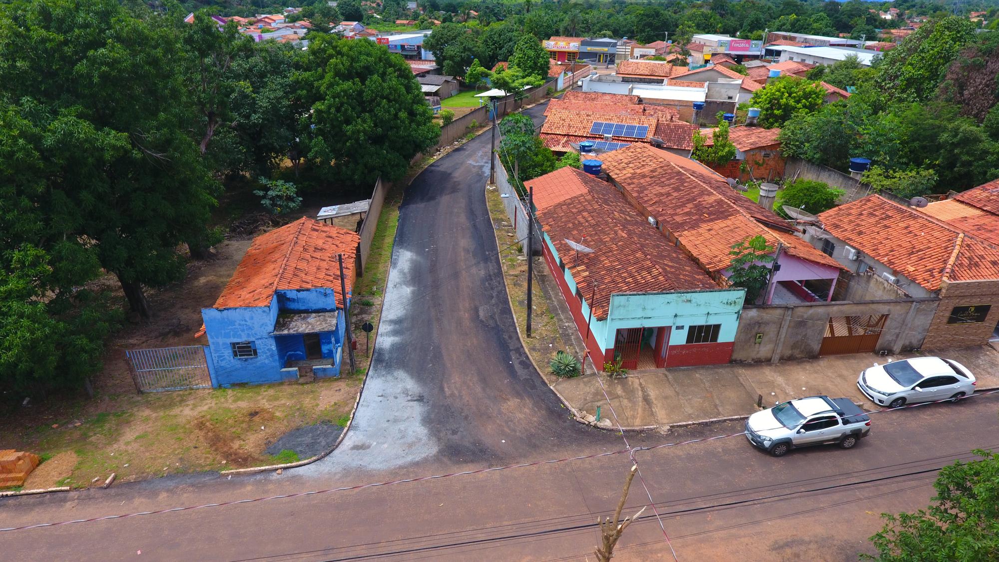ANANÁS: Prefeitura retoma trabalhos de recapeamento de ruas e avenidas