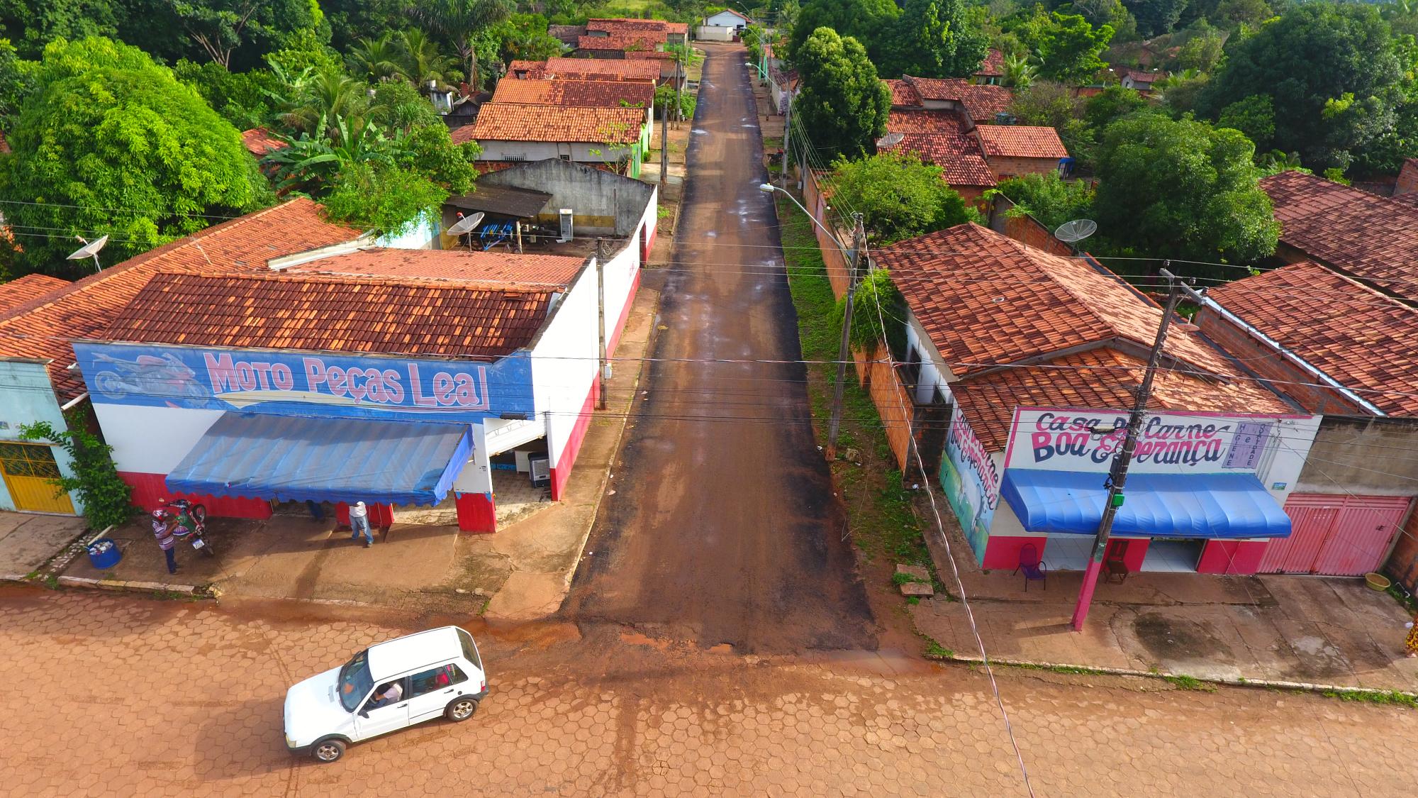 ANANÁS: Prefeitura retoma trabalhos de recapeamento de ruas e avenidas