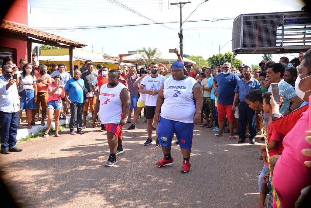 Valderez prestigiou “Corrida do Século” em Araguaína neste domingo