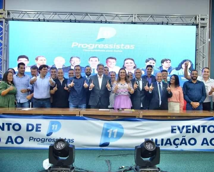 Valderez Castelo Branco dá boas vindas à Deputado Federal Vicentinho ao Progressistas
