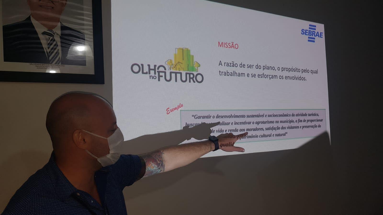 Prefeitura de Ananás discute elaboração do Plano Municipal de Turismo