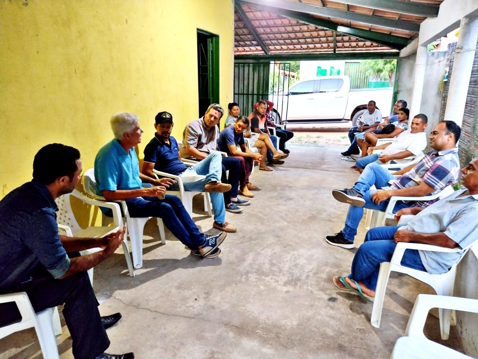 Eduardo Madruga se reúne com lideranças em Barra do Ouro
