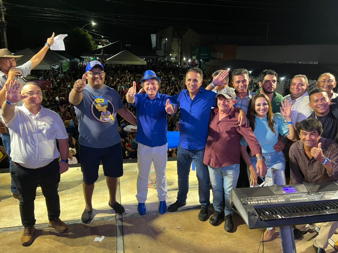 Deputado Gaguim recebe título de Cidadão Colinense e participa de assinatura de ordem de serviços