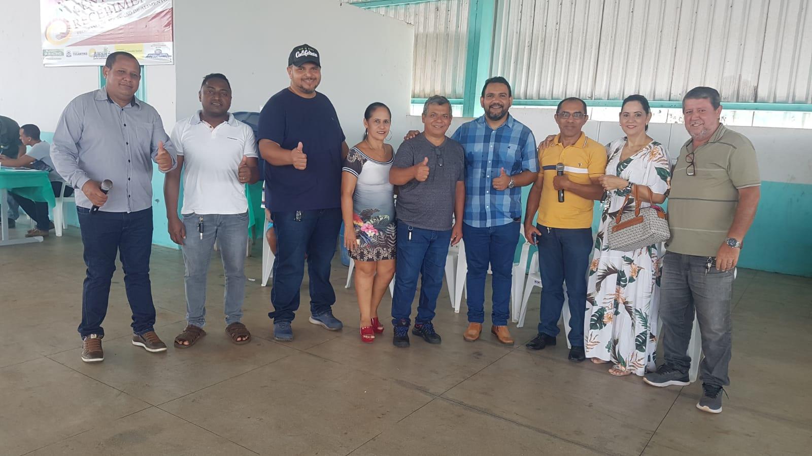 Prefeitura de Ananás realiza reabertura da Feira Coberta do Município