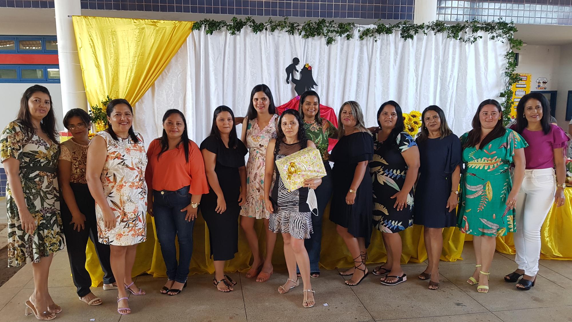 Escolas Municipais celebram em grande estilo O Dia das Mães 
