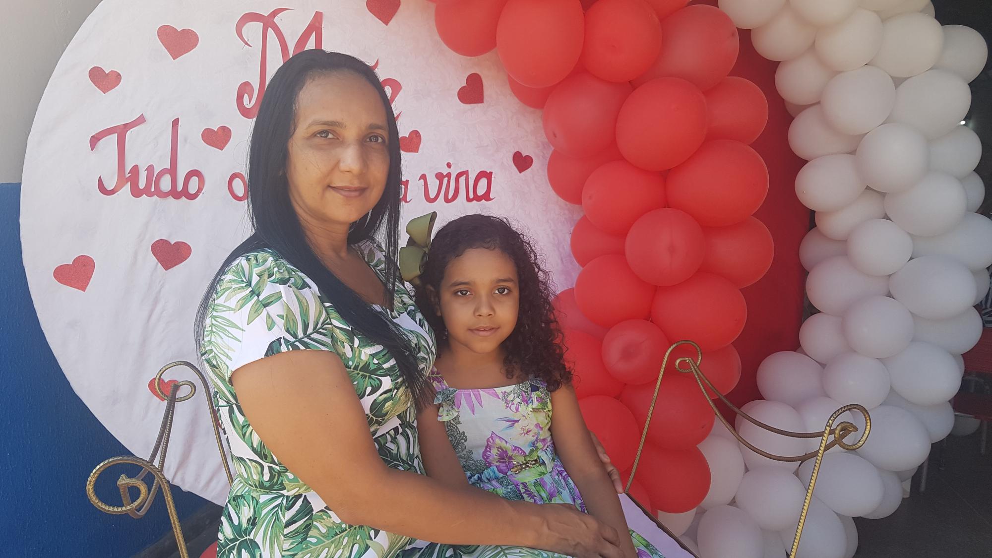 Escolas Municipais celebram em grande estilo O Dia das Mães 
