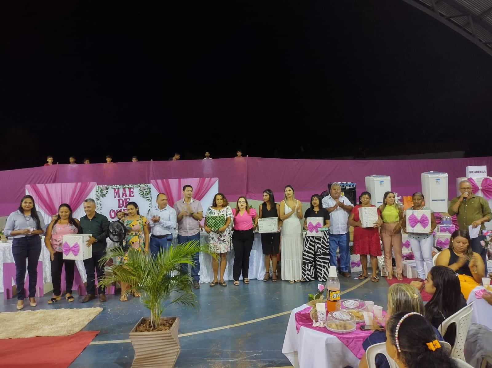 Prefeitura de Angico promove grandiosa festa em homenagem ao Dia das Mães