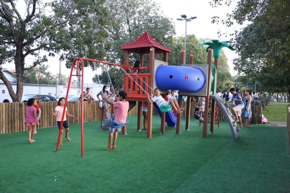 Fruto de recursos próprios e parcerias, Prefeitura de Gurupi entrega revitalização da Praça Universitária