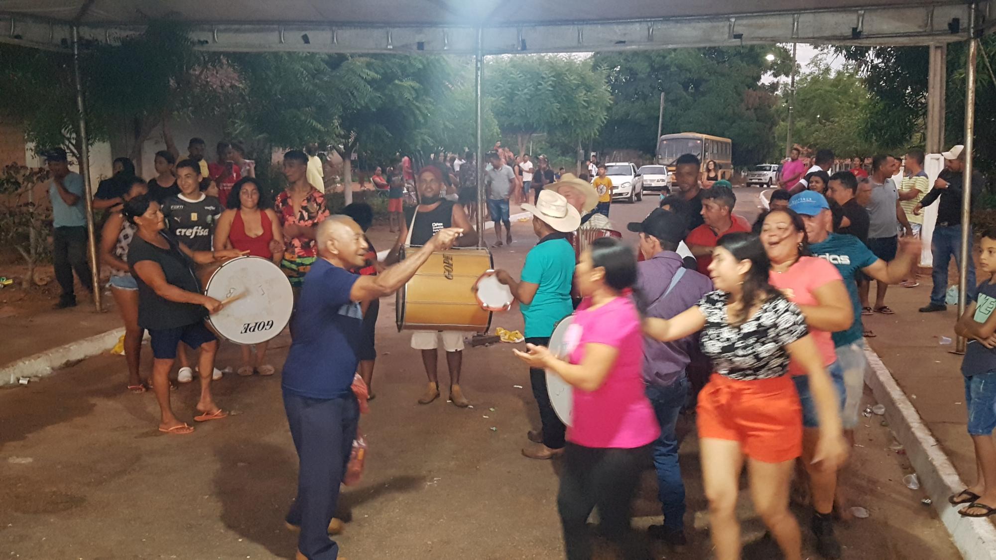  Uma dia de festividade e comemoração histórico-cultural acontece no Povoado Tamboril, em Angico