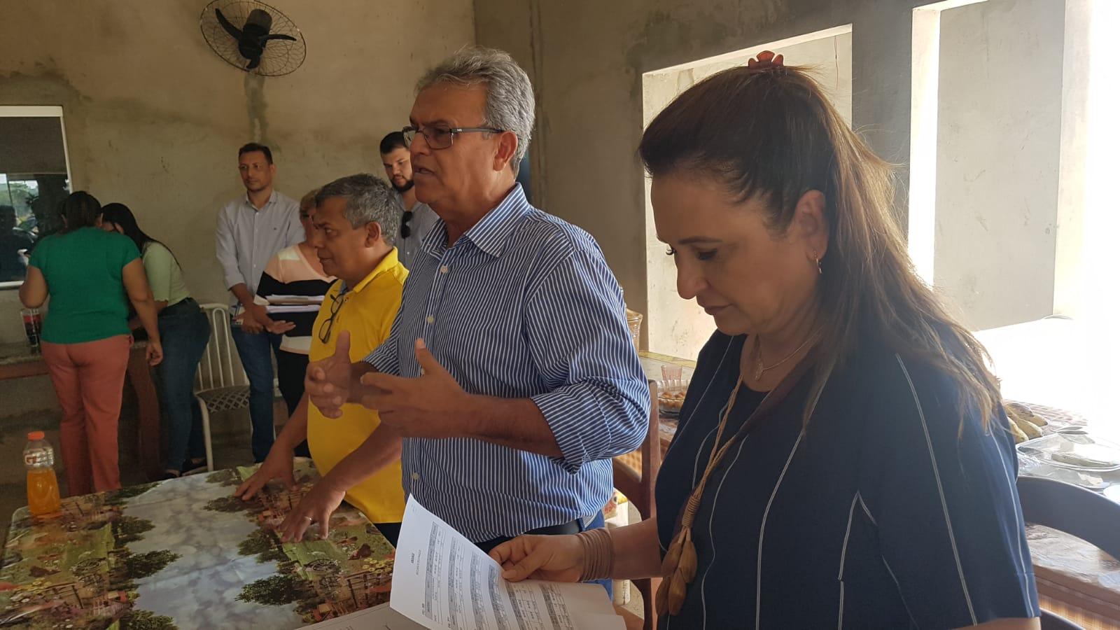 Prefeito Valdemar Nepomoceno recebe Senadora Kátia Abreu em Ananás