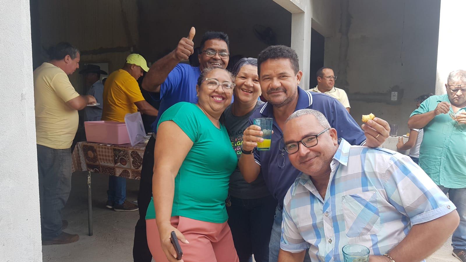 Prefeito Valdemar Nepomoceno recebe Senadora Kátia Abreu em Ananás