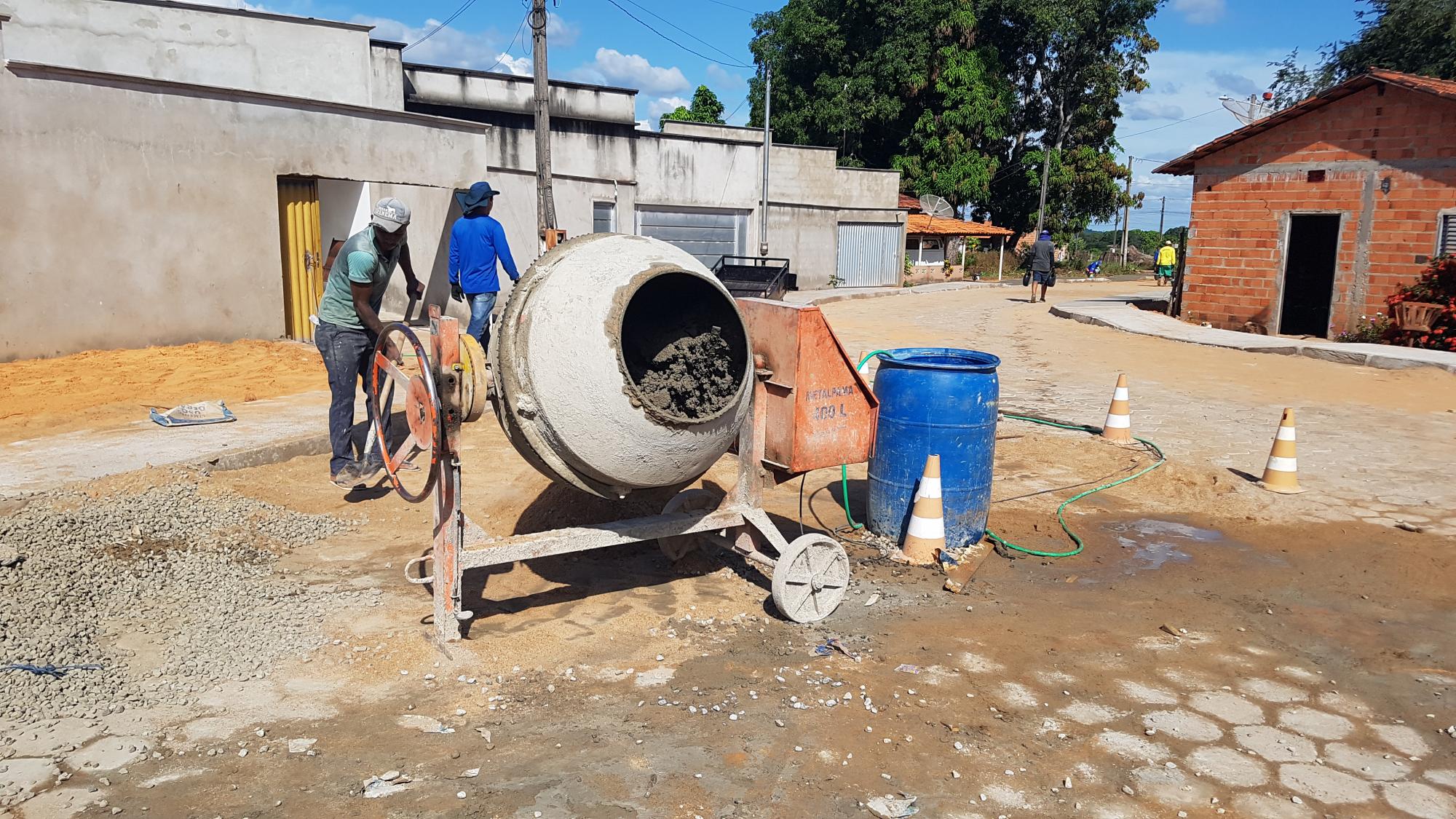Pavimentação do Setor Mangueiras avança em Ananás Pavimentação do Setor Mangueiras avança em Ananás