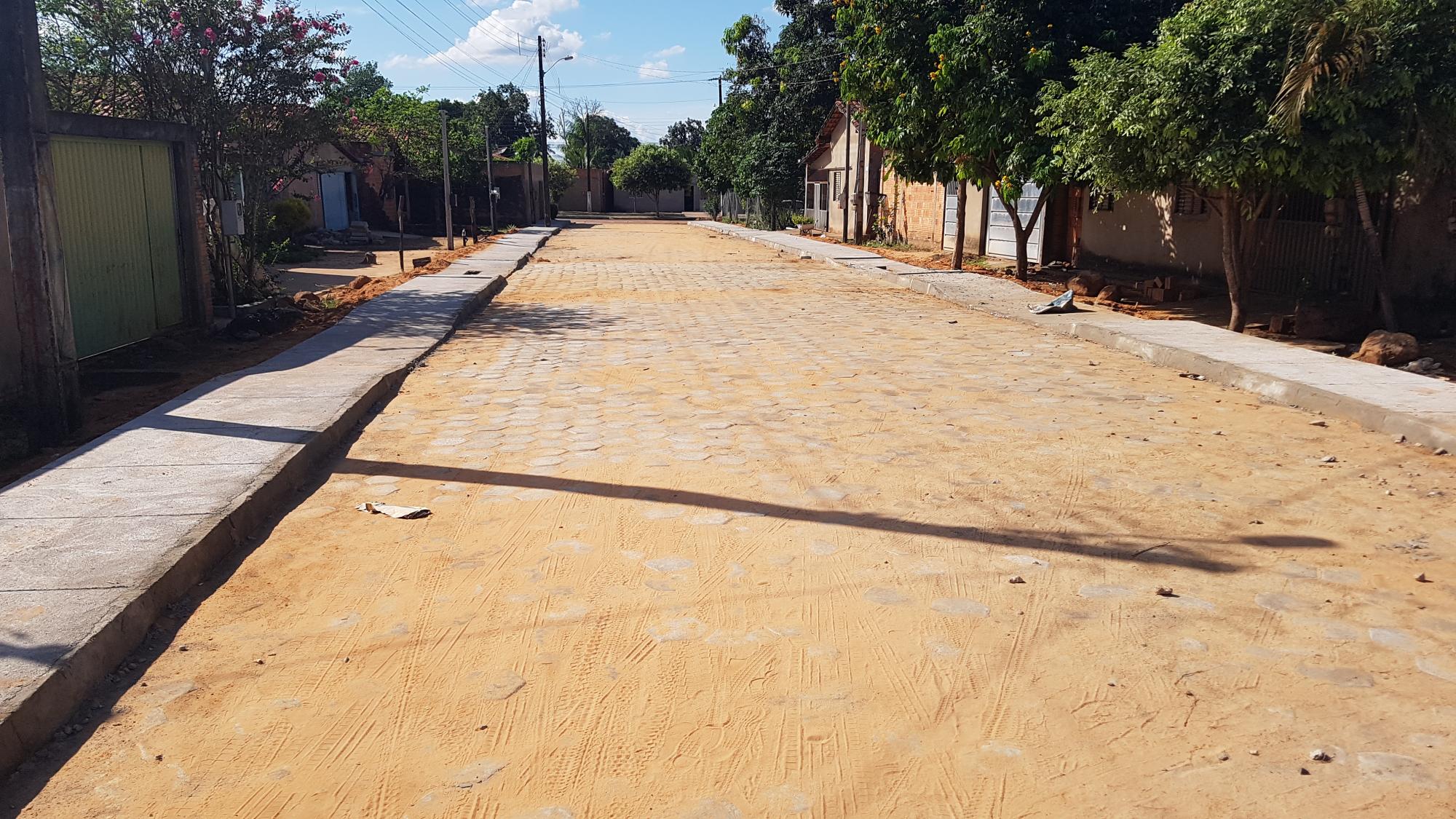 Pavimentação do Setor Mangueiras avança em Ananás Pavimentação do Setor Mangueiras avança em Ananás