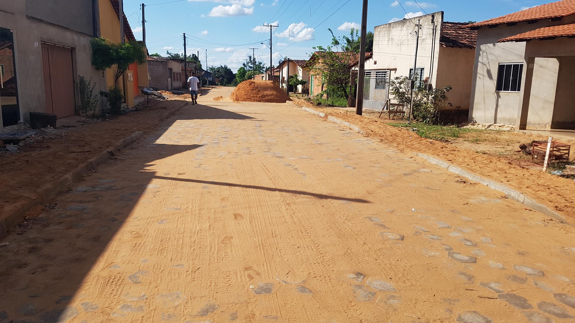 Pavimentação do Setor Mangueiras avança em Ananás Pavimentação do Setor Mangueiras avança em Ananás