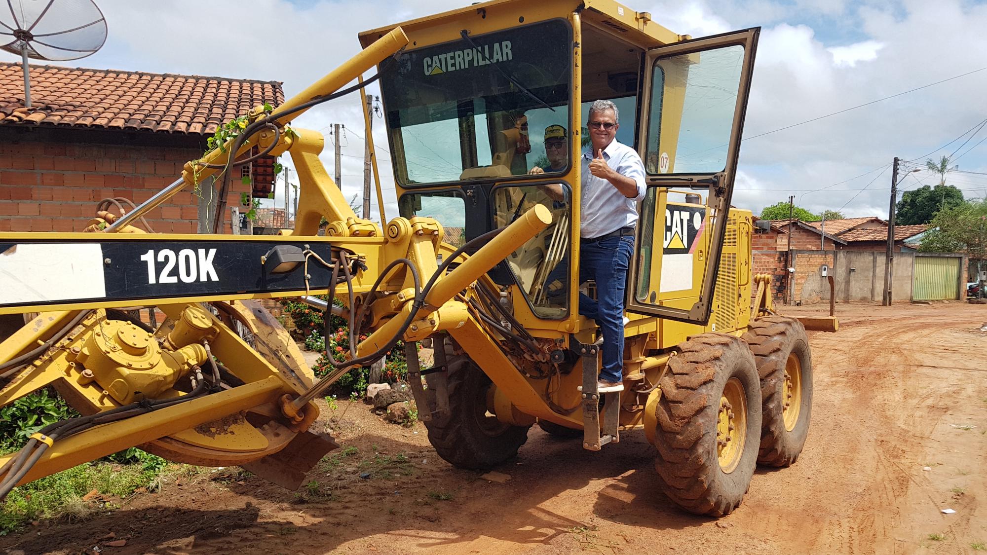 Pavimentação do Setor Mangueiras avança em Ananás Pavimentação do Setor Mangueiras avança em Ananás