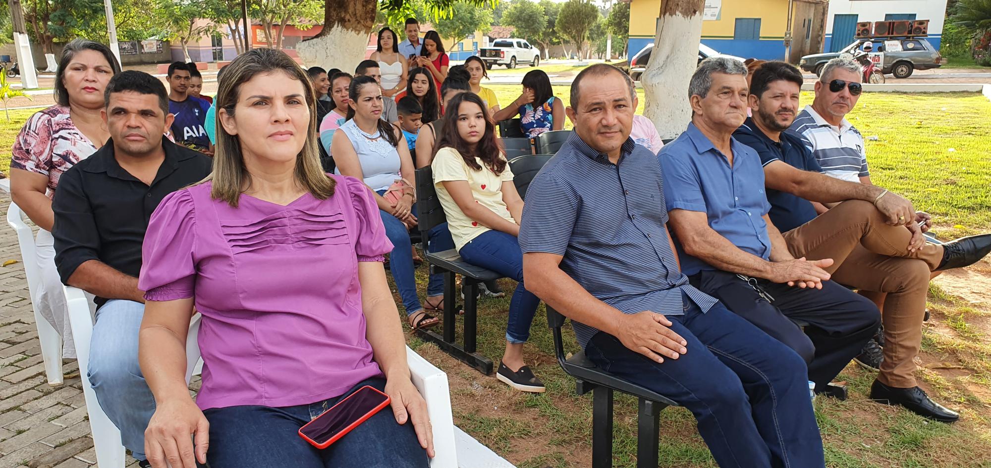 Aniversário de Santa Terezinha é marcado por visitas às obras e grande show para a população