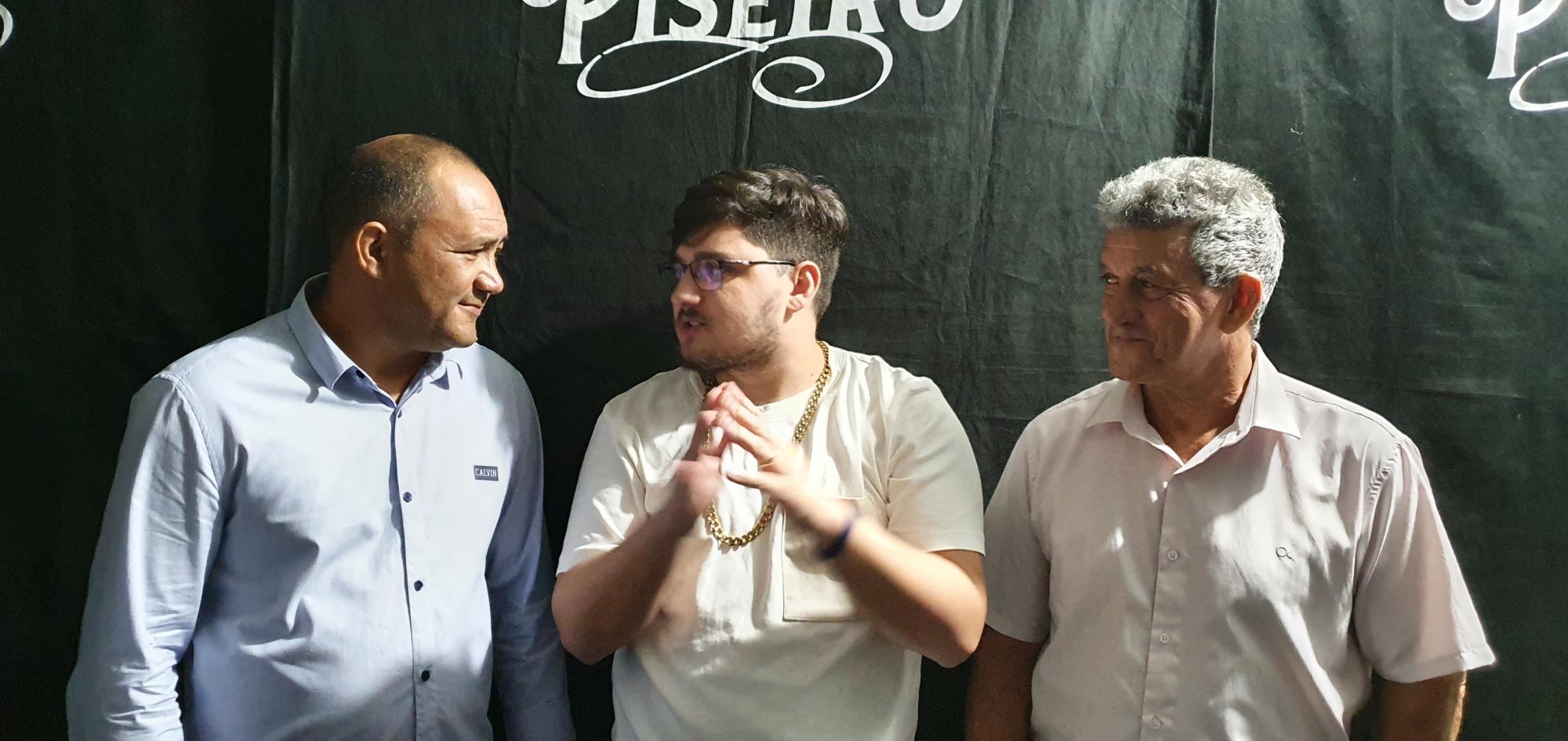 Aniversário de Santa Terezinha é marcado por visitas às obras e grande show para a população