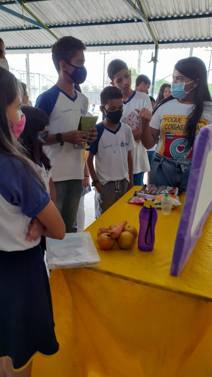 ANANÁS: Acadêmicos da Fabic participam de ação Programa Saúde na Escola