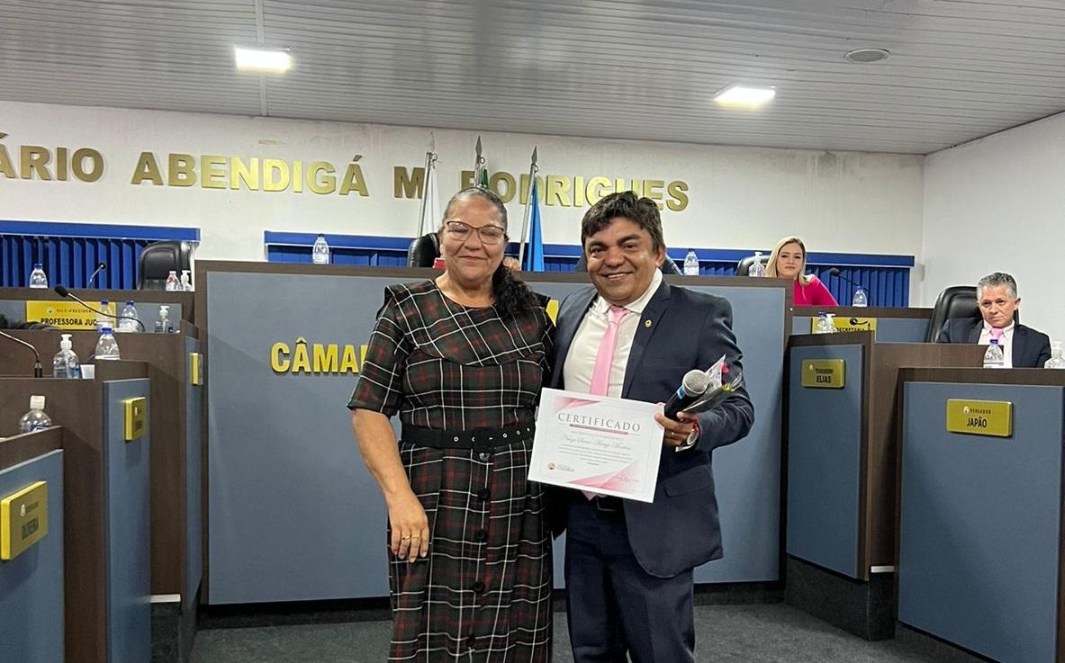 Câmara de Colmeia celebra a semana da mulher com sessão solene 