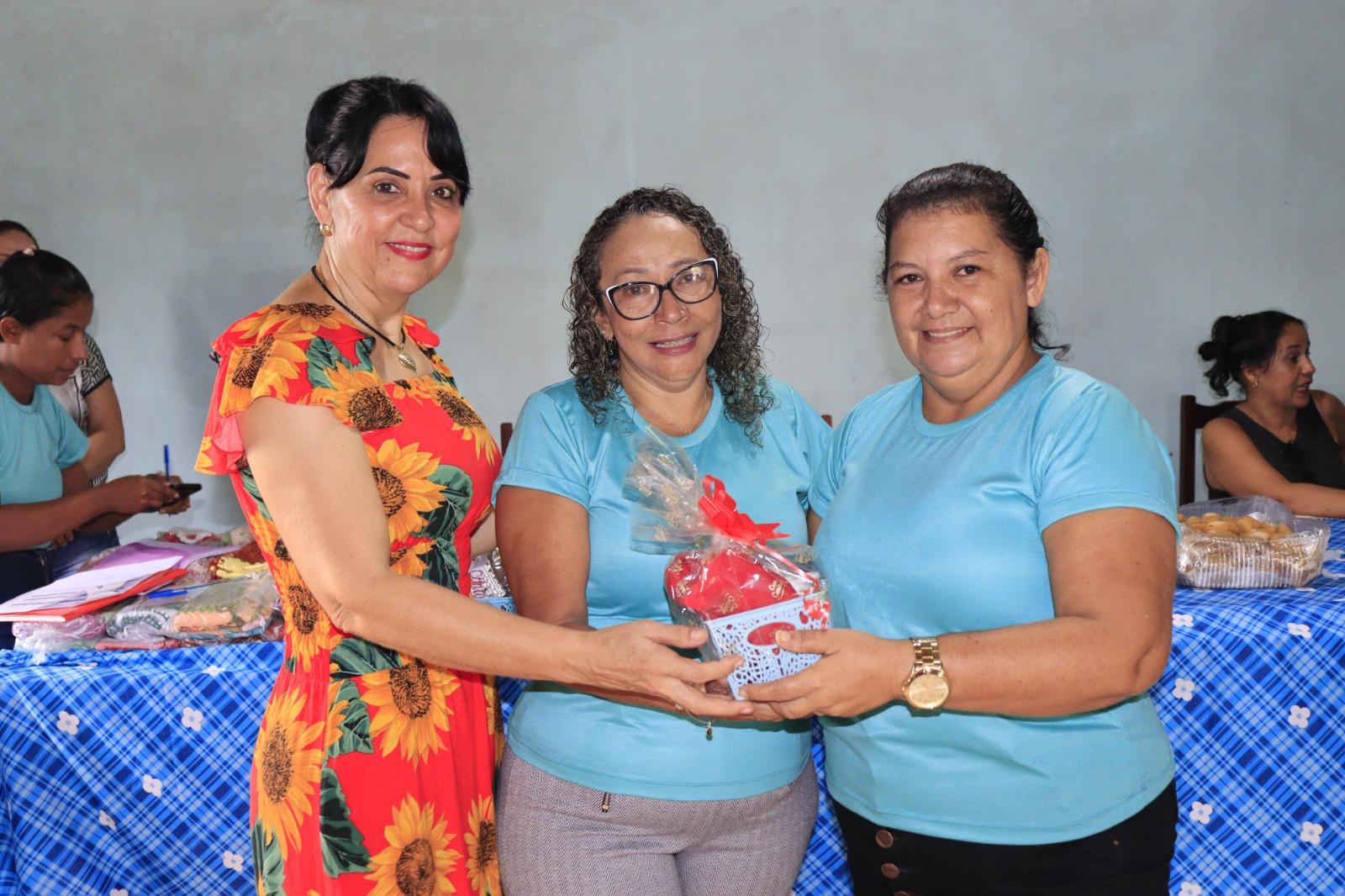 Curso de corte e costura contempla mulheres do Projeto de Assentamento Antônio Moreira em Ananás 
