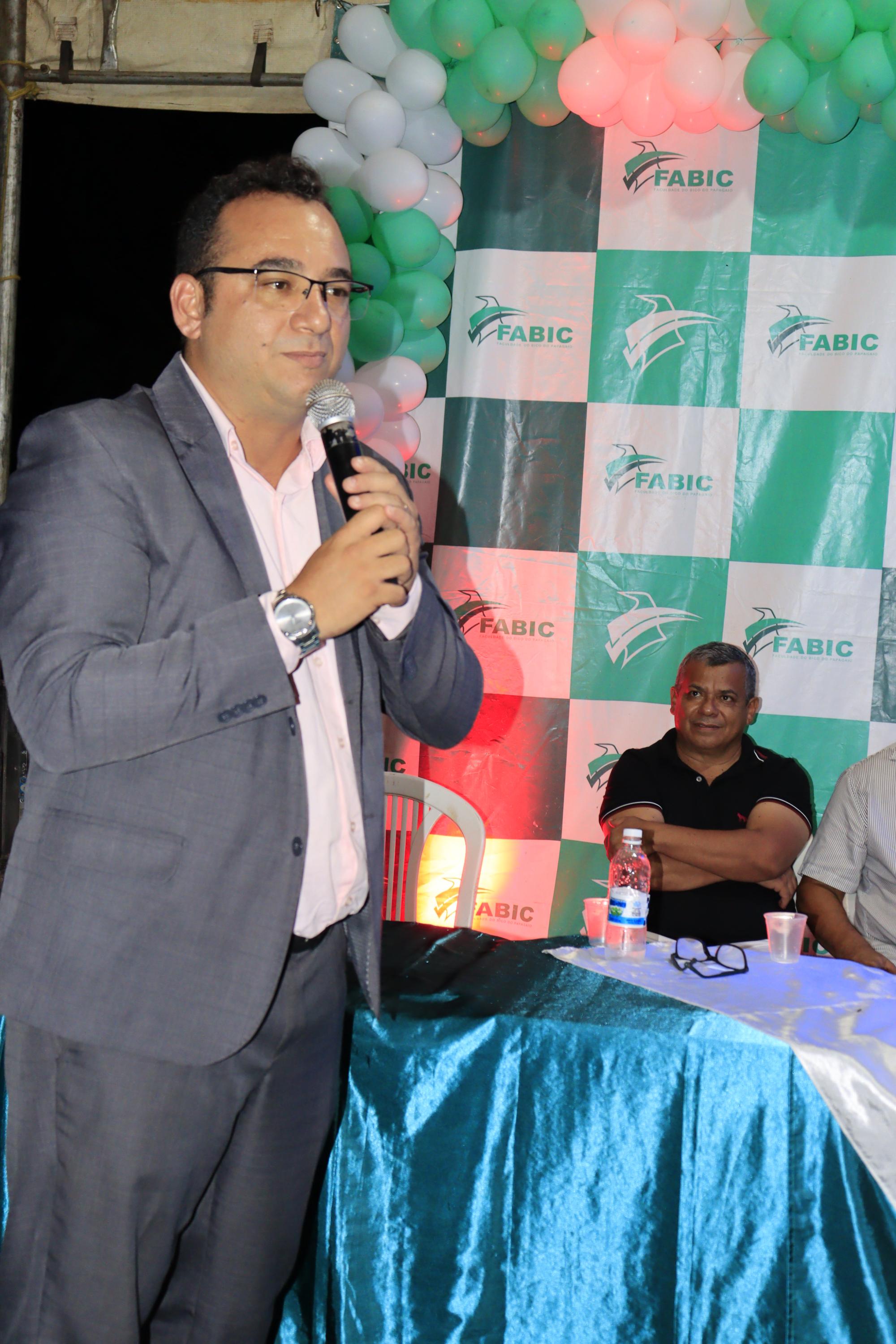 EDUCAÇÃO: FABIC inaugura campus em Ananás