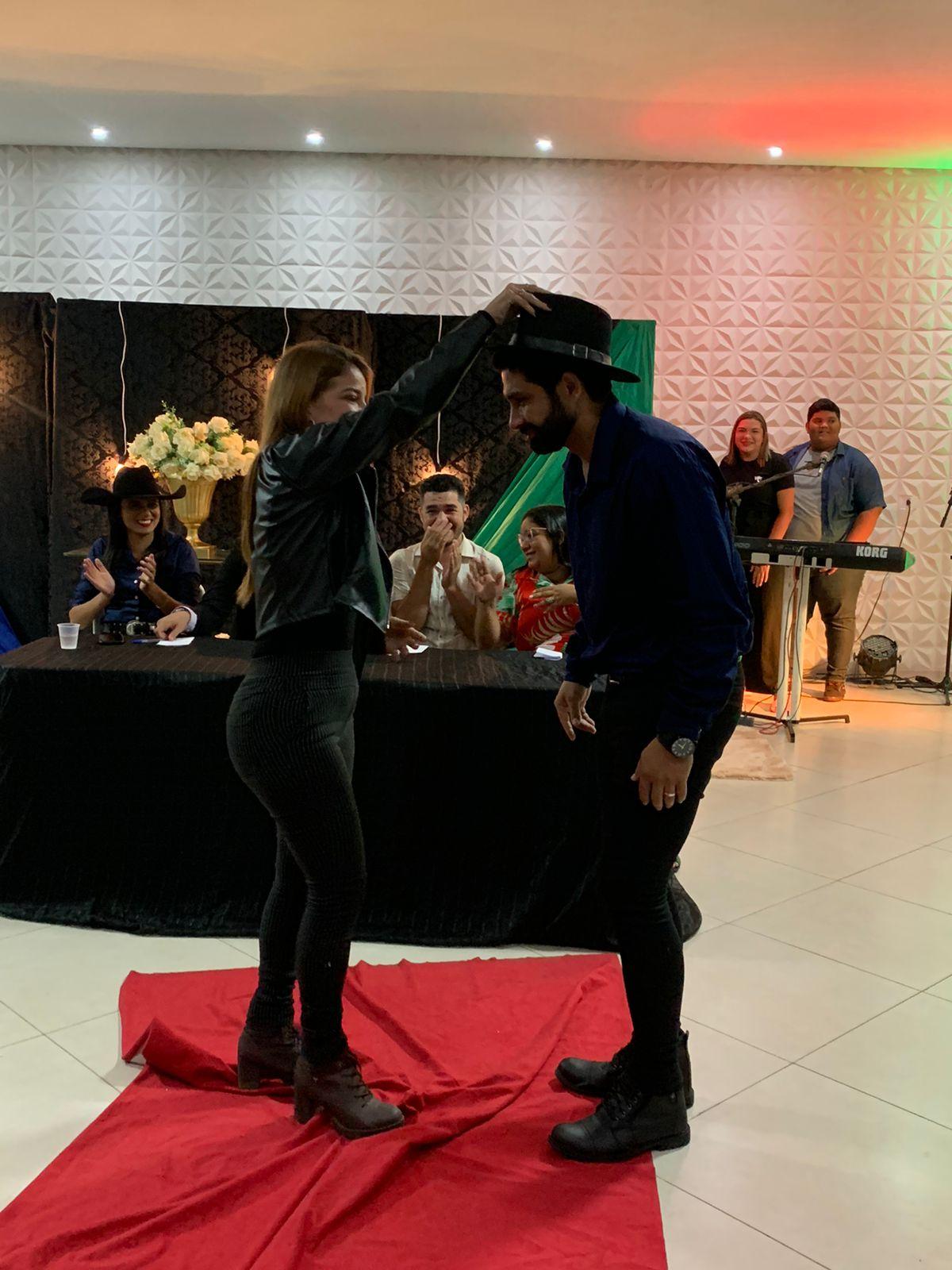 EDUCAÇÃO: Fabic realiza Cerimônia do Jaleco e do Chapéu dos cursos de enfermagem e agronegócio 	