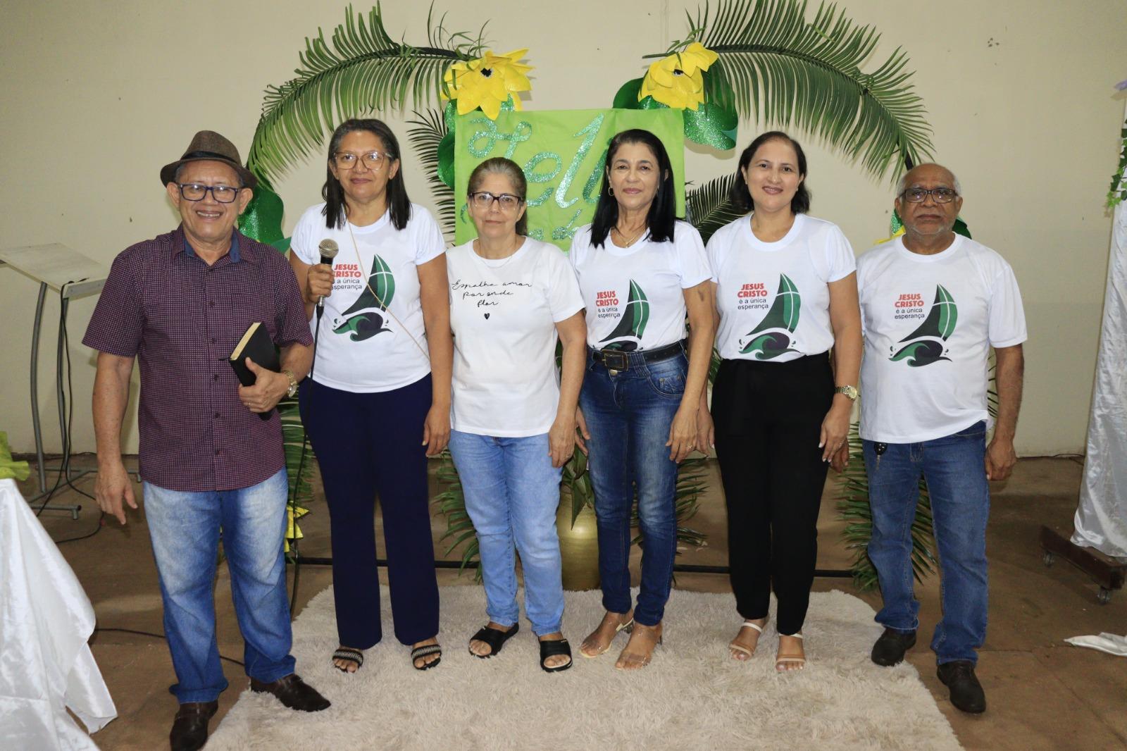Garis são homenageados com café da manhã em Ananás