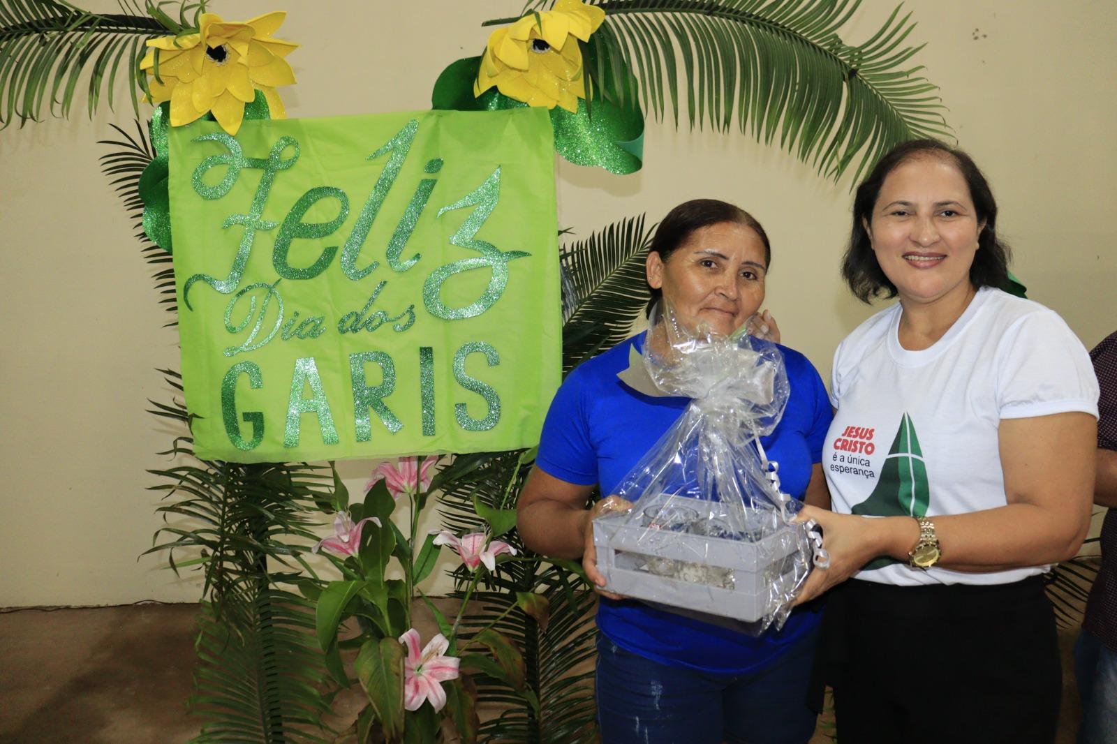 Garis são homenageados com café da manhã em Ananás