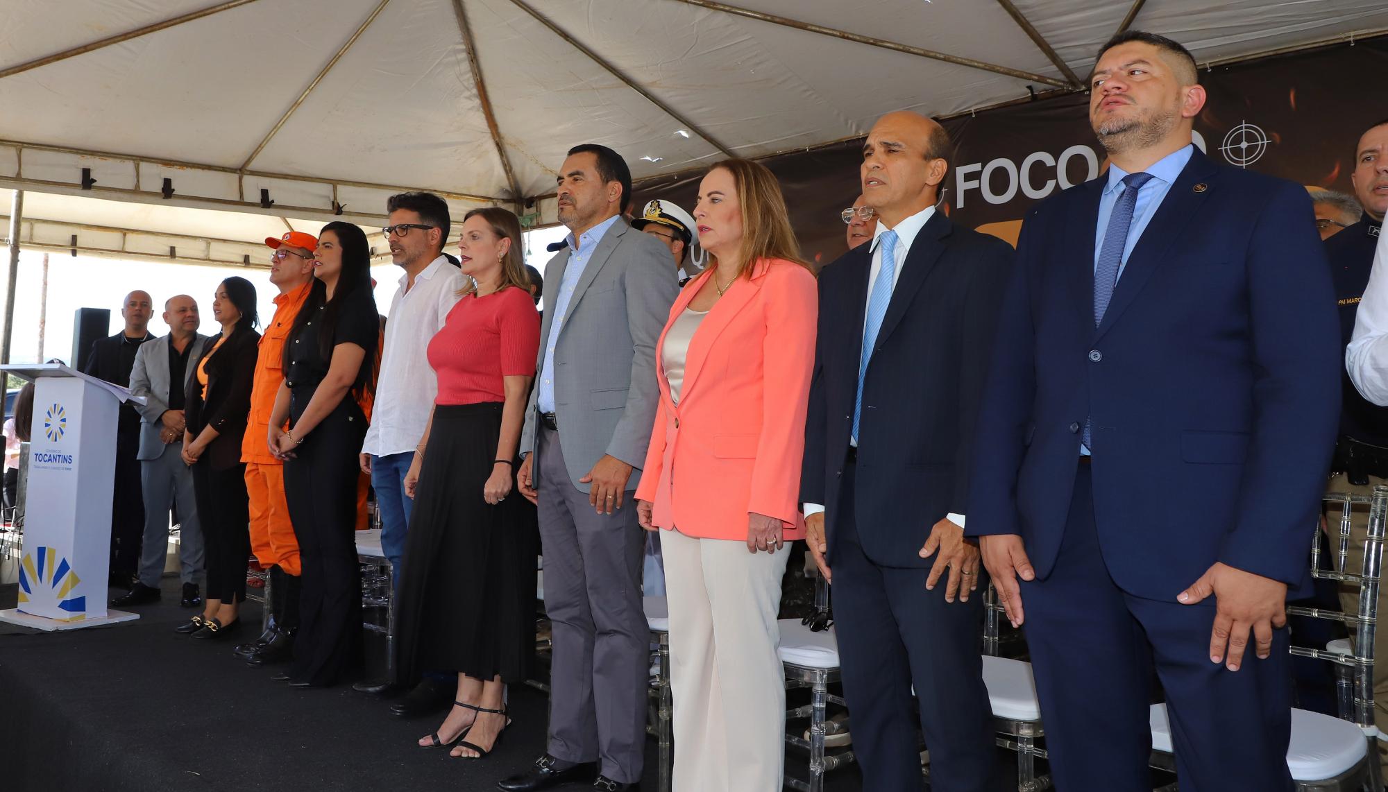 Foco no Fogo 2023 é lançado oficialmente no Palácio Araguaia e governador Wanderlei Barbosa assina termo para contratação de brigadistas