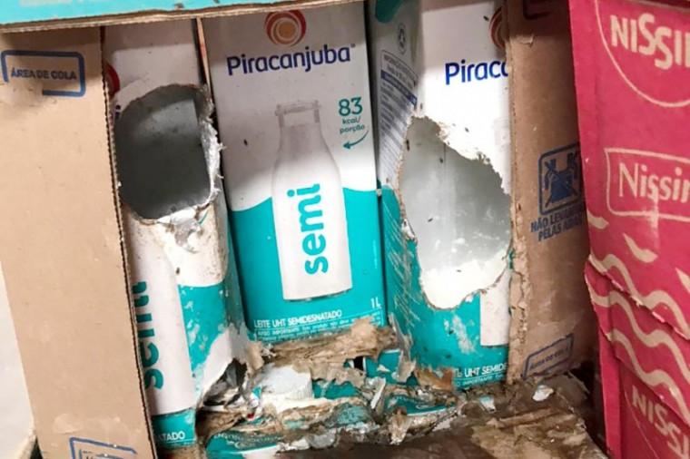 Central de abastecimento de supermercados é interditada em Augustinópolis.
