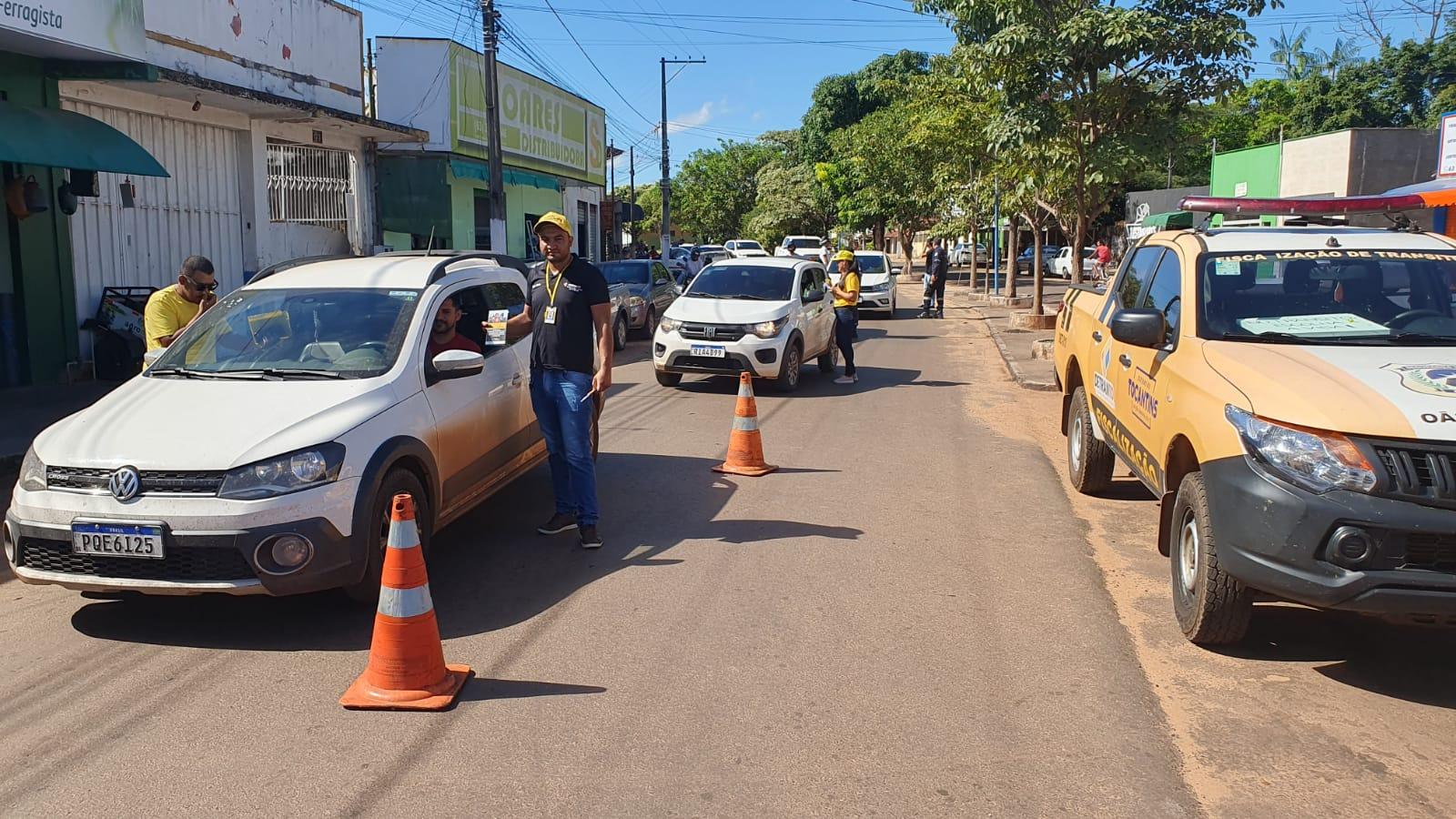 Condutores de Ananás, no Bico do Papagaio, são alertados sobre a necessidade de atenção no trânsito