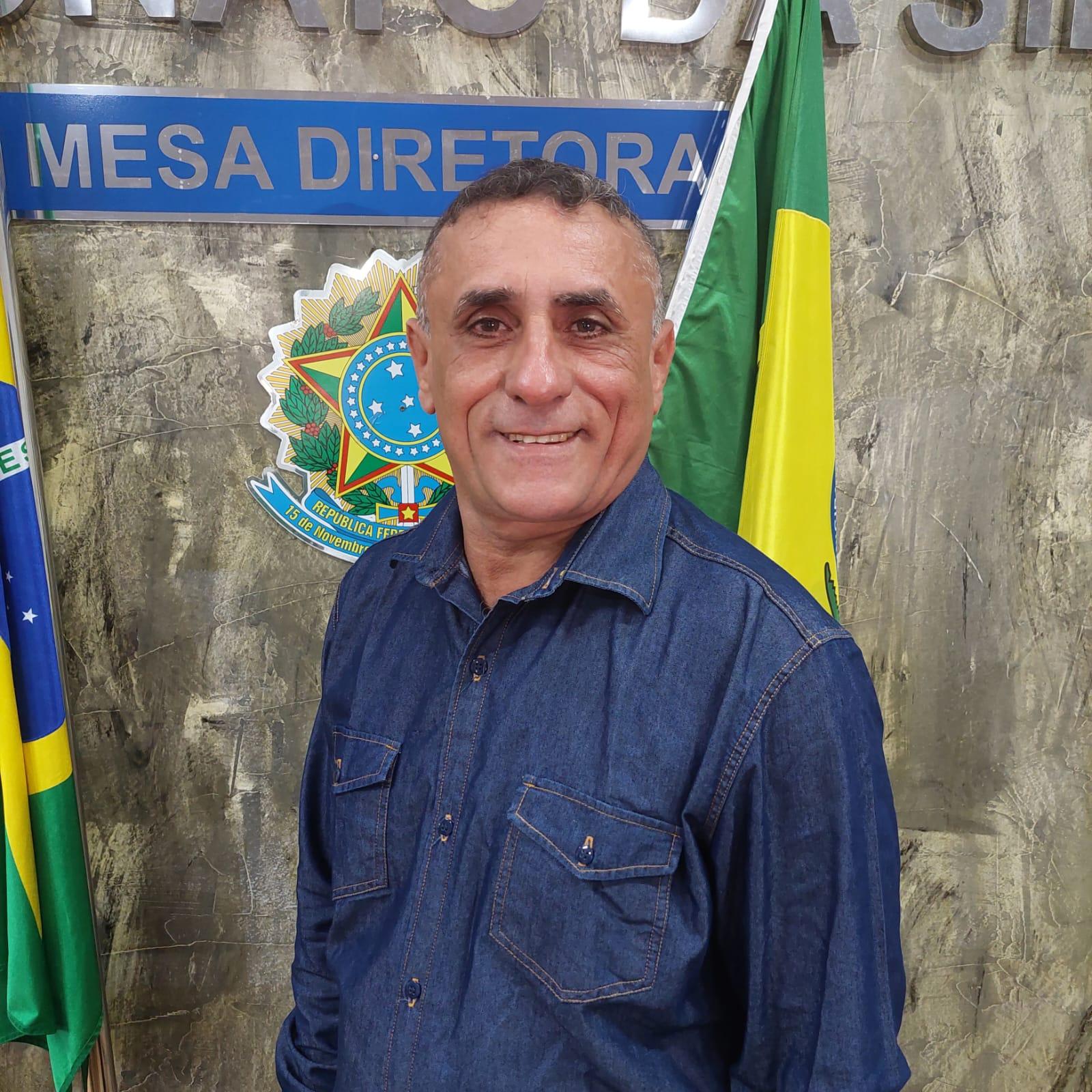 Vereadores da base do prefeito Paulo Macedo declaram apoio à pré-candidatura de Edivaldo Gomes à prefeitura de Cachoeirinha Vereadores da base do prefeito Paulo Macedo declaram apoio à pré-candidatura de Edivaldo Gomes à prefeitura de Cachoeirinha