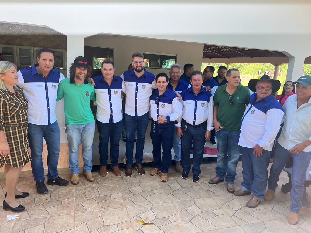 Deputado Carlos Gaguim participa da Cavalgada de Pequizeiro 
