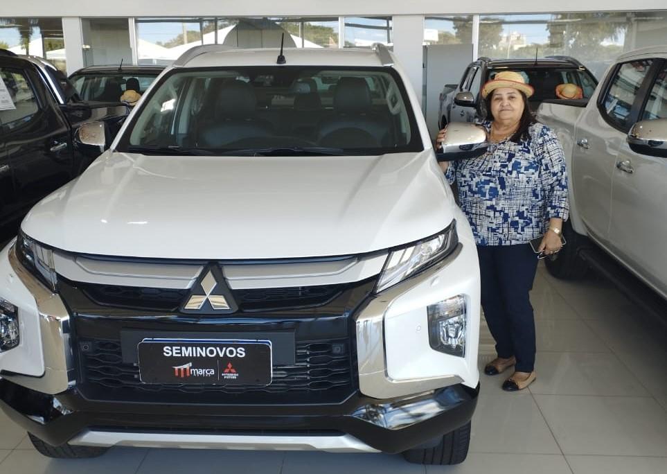 Com recursos destinados pelo Deputado Carlos Gaguim, Prefeita Deusany Batista entrega nova caminhonete para a Administração Municipal em Novo Acordo Com recursos destinados pelo Deputado Carlos Gaguim, Prefeita Deusany Batista entrega nova caminhonete para a Administração Municipal em Novo Acordo