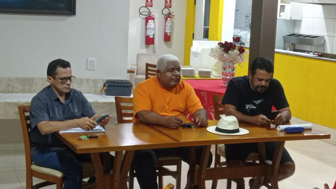 Escritor JJ Leandro é reconduzido aos quadros de imortais da Academia de Letras de Araguaína - Acalanto