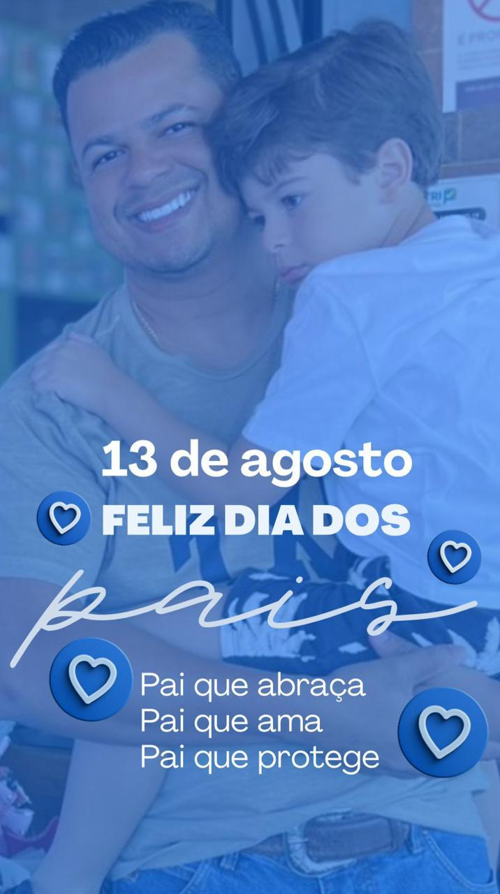 Doutor Mayck Câmara homenageia aos pais ao lado do filho Doutor Mayck Câmara homenageia aos pais ao lado do filho