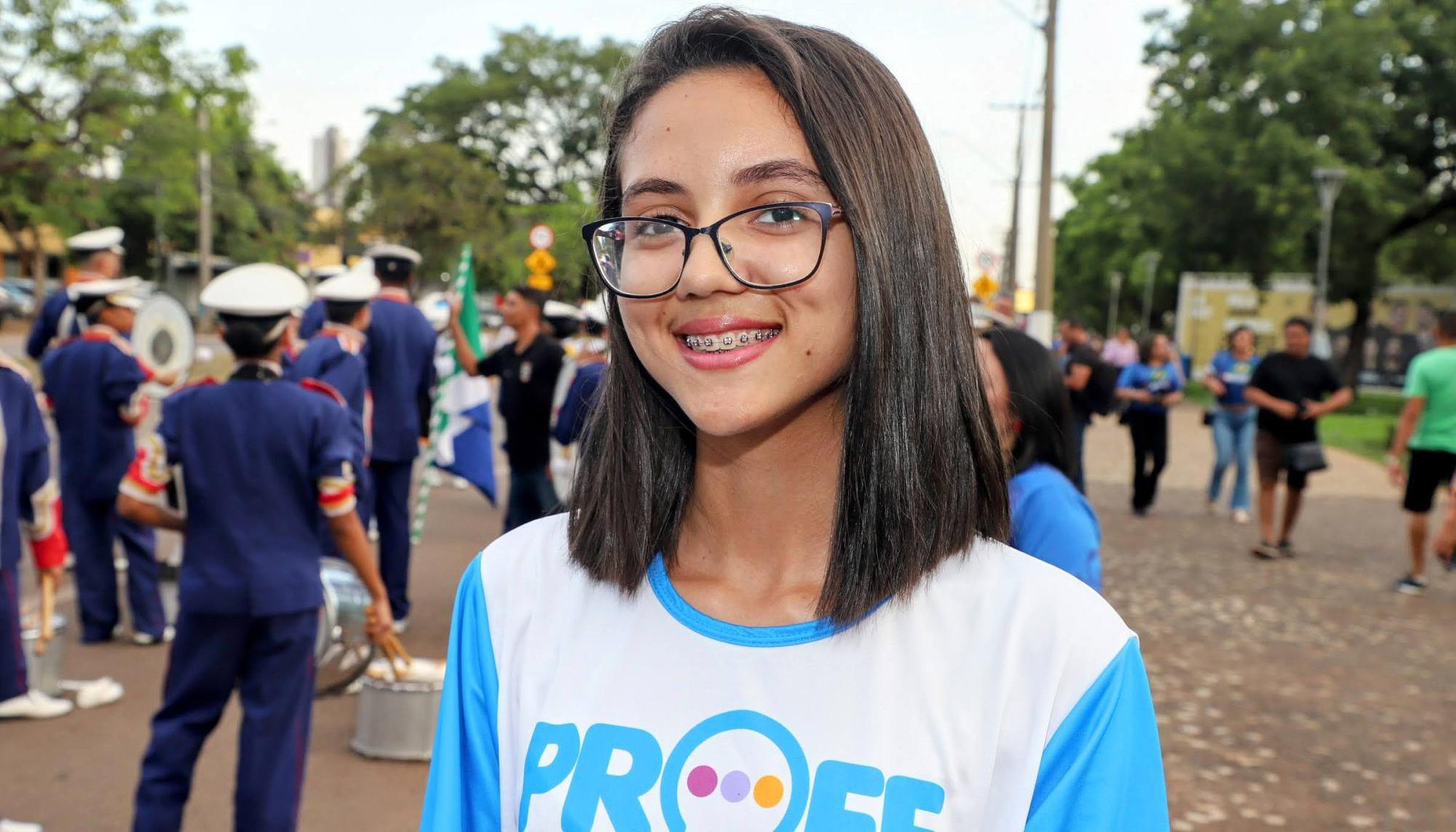 Governador Wanderlei Barbosa participa do Desfile de 7 de Setembro que reuniu 12 mil pessoas em Palmas