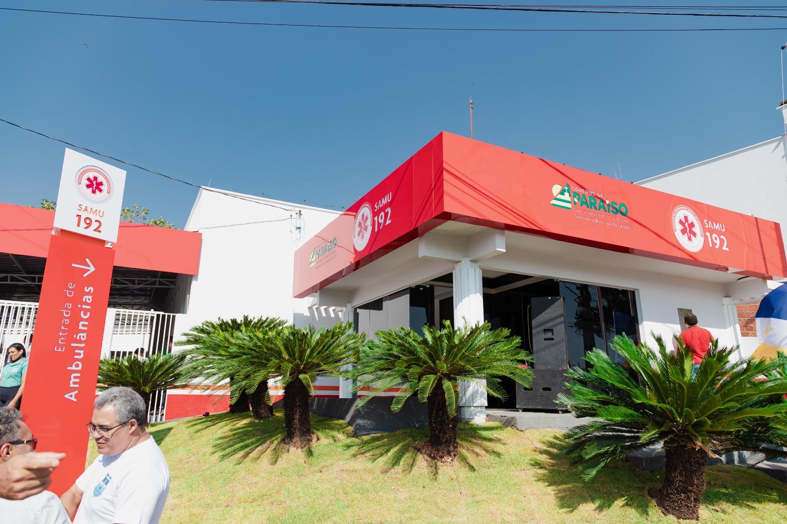 Prefeito Celso Morais assina ordens de serviço durante cerimônia de entrega da nova sede do SAMU Paraíso