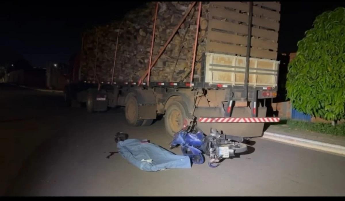 Motociclista morre após colidir na traseira de caminhão estacionado em avenida de Araguaína