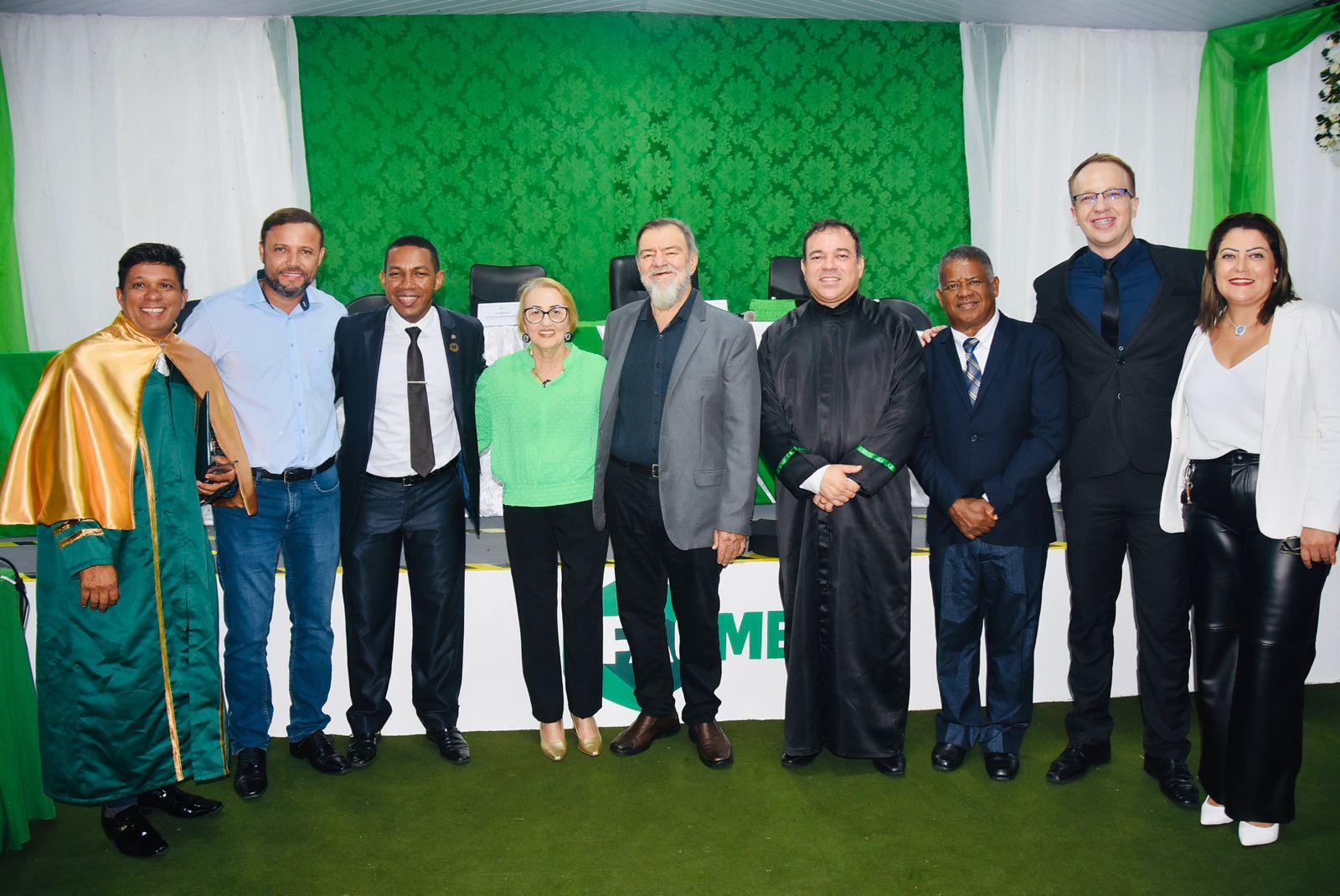 FACMED inaugura novo campus, concede títulos de Doutor Honoris Causa, Professor Emérito e Honra ao Mérito às personalidades de grande destaque em Augustinópolis e no Tocantins