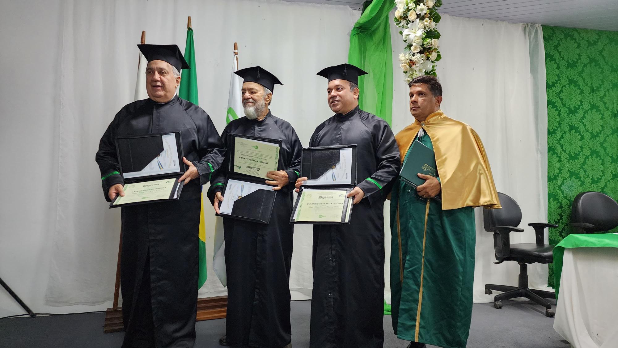 FACMED inaugura novo campus, concede títulos de Doutor Honoris Causa, Professor Emérito e Honra ao Mérito às personalidades de grande destaque em Augustinópolis e no Tocantins