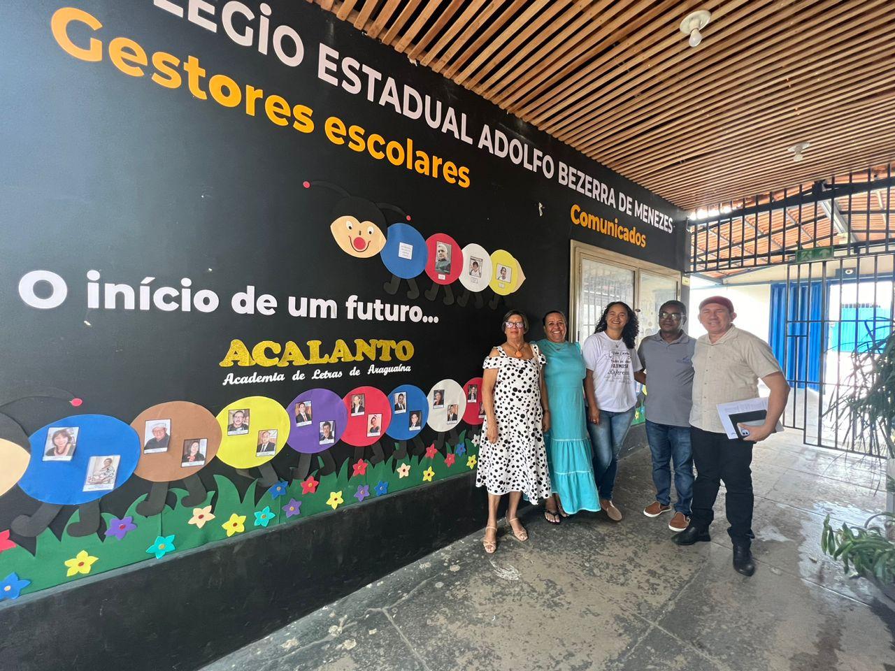 Colégio Adolfo Bezerra de Menezes homenageia escritores da Academia de Letras de Araguaína em sua V Mostra Cultural 